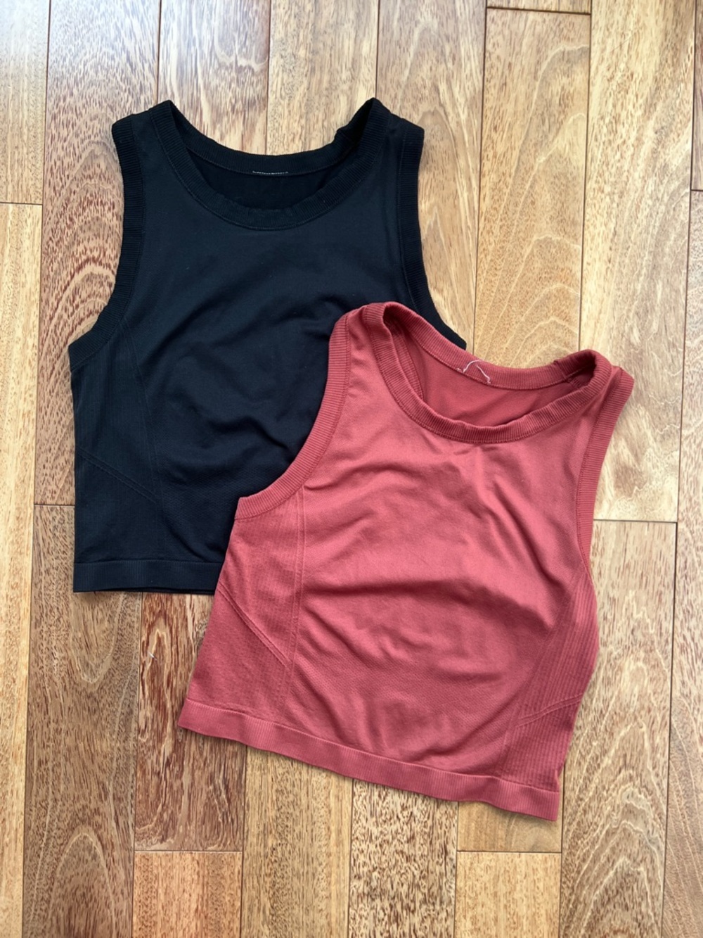 Old Navy Athletic Crop Tops Bundle